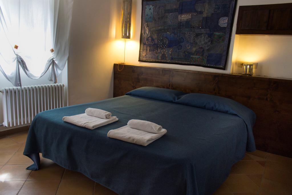 Dimora Dei Giganti Bed & Breakfast Naples Room photo