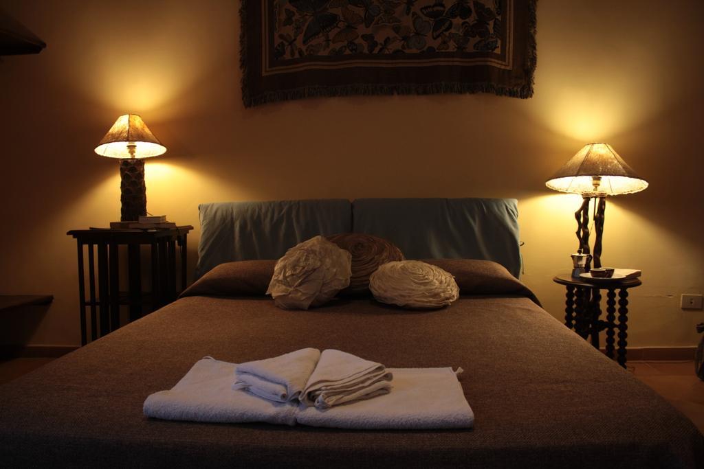 Dimora Dei Giganti Bed & Breakfast Naples Exterior photo